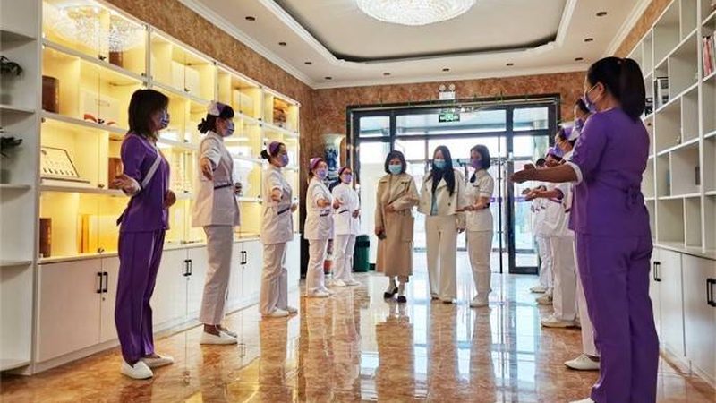 小标题：上门催乳服务，了解行业背景